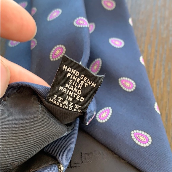 Robert Talbott Navy Paisley Silk Italian Tie - Picture 7 of 7